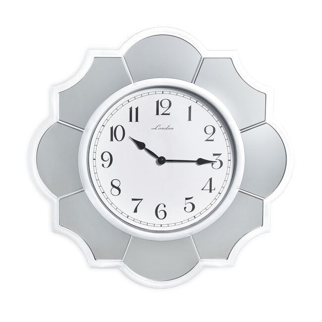 Loire Scallop Wall Clock with Mirrors 22" 